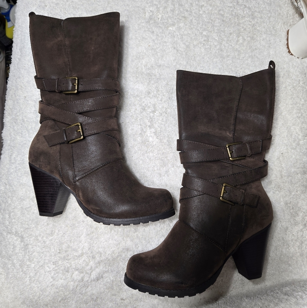 Levity Mid Calf Zip Up Boots Sz 8.5